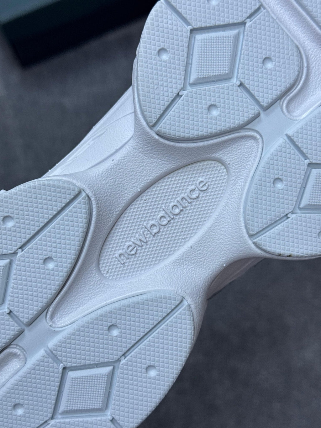 NEW BALANCE 9060 WHITE - lazonadrip